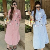 Đầm sơ mi dáng suông dài qua gối có túi dài tay vải caro xốp in hoạt hình cute đi dạo đi chơi cùng bạn bè