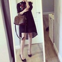 Đầm sơmi voan thêu hoa đuôi tôm