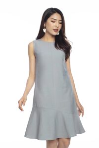 Đầm suông đuôi cá sát nách