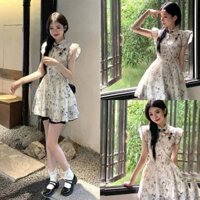 Đầm thời trang bánh bèo chất vải voan in hoạ tiết hoa lá cổ trụ tay cánh tiên váy dáng ngắn xoè quần lụa ý