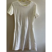 Đầm trắng kim tuyến