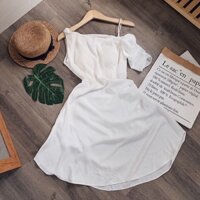 Đầm trắng rớt vai cổ đổ🌸
