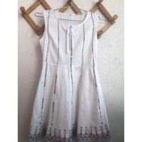 Đầm trắng size M Lime Orange ( có hình ảnh thật).