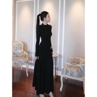 Đầm/ Váy body dáng dài cổ tròn quàng khăn cách điệu nhún eo đính nút sang chảnh chất liệu thun gân lạnh