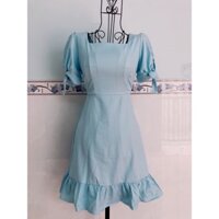 Đầm xanh xoè cổ vuông dây eo