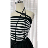 Đầm xòe cổ đính ba hoa phối sọc mặc cực tôn da tôn dáng chất liệu tuyết nhung phối poly cao cấp