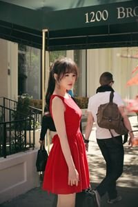 ĐẦM XÒE HỞ LƯNG CỘT NƠ XINH