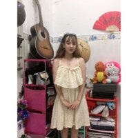 Đầm xòe họa tiết chấm bi