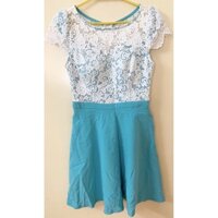 đầm xoè phối ren