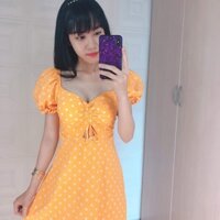 Đầm xoè tay phồng chấm bi