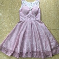 Đầm xòe thiết kế ren