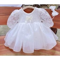 Đầm xoè váy voan thân ren tay lỡ trắng kèm cài tóc
