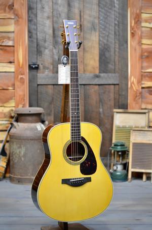 Đàn Acoustic Guitar LL6//ARE