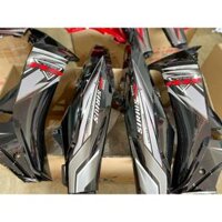 Dàn áo xe Sirius 50/110cc màu Đen Nhựa ABS cao cấp Tặng Tem RC V3 đỏ đen