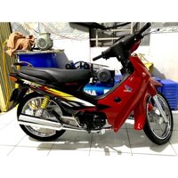 Dàn áo xe wave 110 màu đỏ đen kiểu tặng kèm pha đèn xi nhanh đèn lái ốc và tem như hình mẫu xe😍