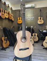 Đàn Guitar Classic Lương Sơn LSC250 Gỗ Điệp Chất Lượng Tốt Trong Tầm Giá Tốt
