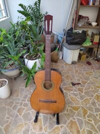 Đàn guitar cũ GT04 đàn chưa gồm khóa + dây đàn