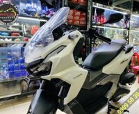Dán keo xe ADV 160 trong nhám (màu sơn nhám)