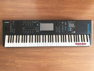 Đàn organ Yamaha MODX7