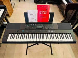 Đàn organ Yamaha PSR-EW425