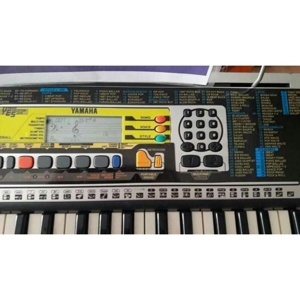 Đàn organ Yamaha PSR201
