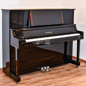 Đàn Piano Cơ Yamaha UX100