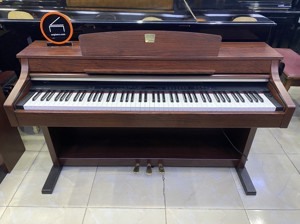 Đàn piano điện Yamaha CLP-330M