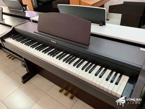Đàn piano điện Roland MP101
