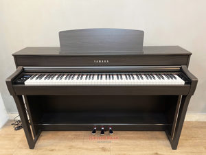 Đàn piano điện Yamaha Clavinova CLP-745