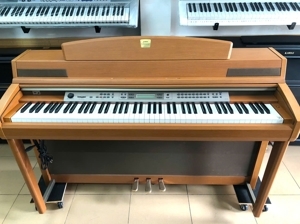 Đàn Piano Điện Yamaha CLP-270