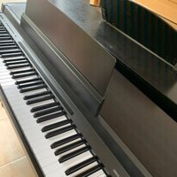 Đàn Piano điện Yamaha CLP 40