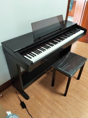 Đàn Piano Điện Yamaha CLP-570