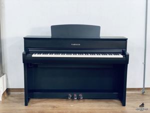 Đàn Piano Điện Yamaha CLP-675