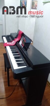 Đàn Piano Điện Yamaha CLP560