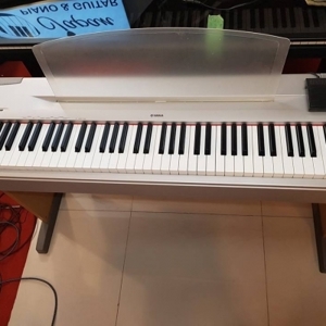 Đàn piano điện Yamaha YDP P60