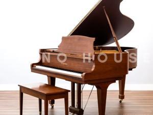 Đàn Piano Kawai KG2D
