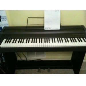 Đàn Piano Kawai PW135