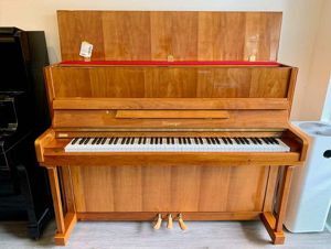 Đàn Piano Niemeyer 114RP