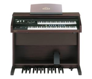 Đàn piano Roland AT-300
