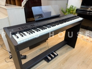 Đàn piano Roland FP-60X