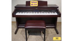 Đàn Piano Roland KR575