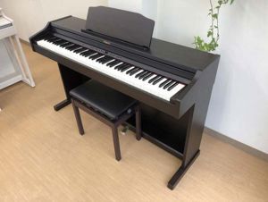 Đàn Piano Roland RP 401