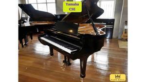 Đàn Piano Yamaha C3E