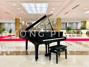 Đàn piano Yamaha C5E