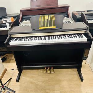 Đàn Piano Yamaha Clavinova CLP-220