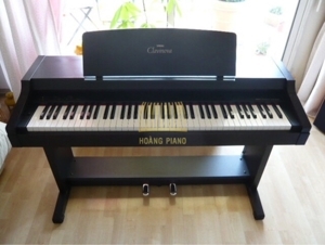 Đàn Piano Yamaha CLP-152