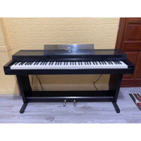 Đàn Piano Yamaha CLP-300 màu đen 88 phím