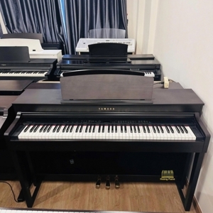 Đàn Piano Yamaha CLP-470