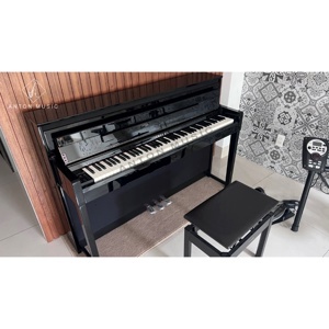 Đàn piano Yamaha CLP-585