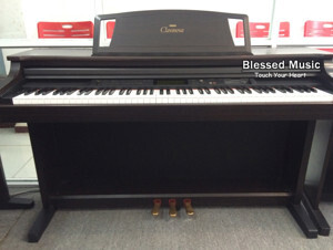 Đàn piano Yamaha CLP-711